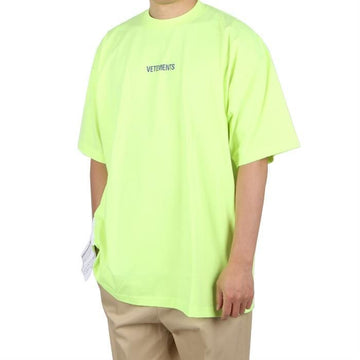 VETEMENTS UE52TR120Y 1602 NY ロゴ 半袖 Tシャツ 64553991