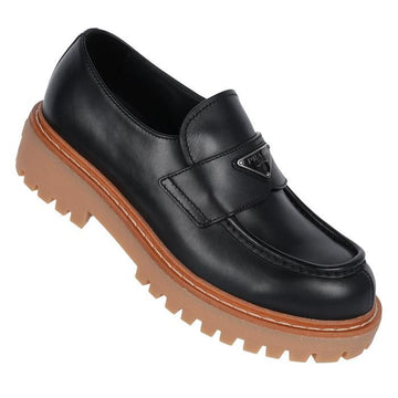 PRADA 三角ロゴレザーオペラシューズ 2DE151 070 F0002 121708869