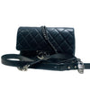 CHANEL ブラックキャビアクラシックシルバーフラップバッグショルダーバッグクロスバッグ 22番台 A93134 131445796 [P]