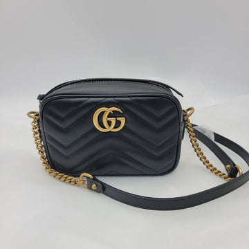 GUCCI GGマーモント マトラッセ ミニショルダーバッグ 131826537