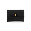 SALVATORE FERRAGAMO ボウ カード財布 22D155 0683522 148565223 [P]