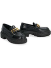 FENDI レザー ローファー 8D8383 69F F0QA1 133016400 [P]