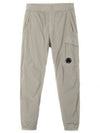 CP COMPANY Regelmäßige Hosen aus Polyamid 15CMPA247A 005904G 335 133019059 [P]
