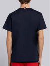 THOM BROWNE Relaxed Fit T-Shirt mit seitlichem Schlitz MJS067A 00042 415 133044924 [P]