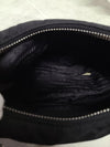 PRADA ブラック シルバー三角ロゴ リエディション 2005 リナイロン ホーボーバッグ 134386263 [P]