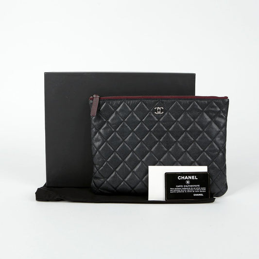 CHANEL A82545 Caviar Skin Classic New Medium Clutch 134266599 [P]