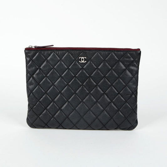 CHANEL A82545 Caviar Skin Classic New Medium Clutch 134266599 [P]