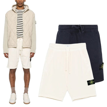 Stone Island Compass Badge Shorts 135798377