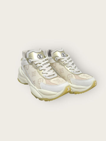 Louis Vuitton Beige Gold Monogram Denim Run 55 Sneakers 136184007