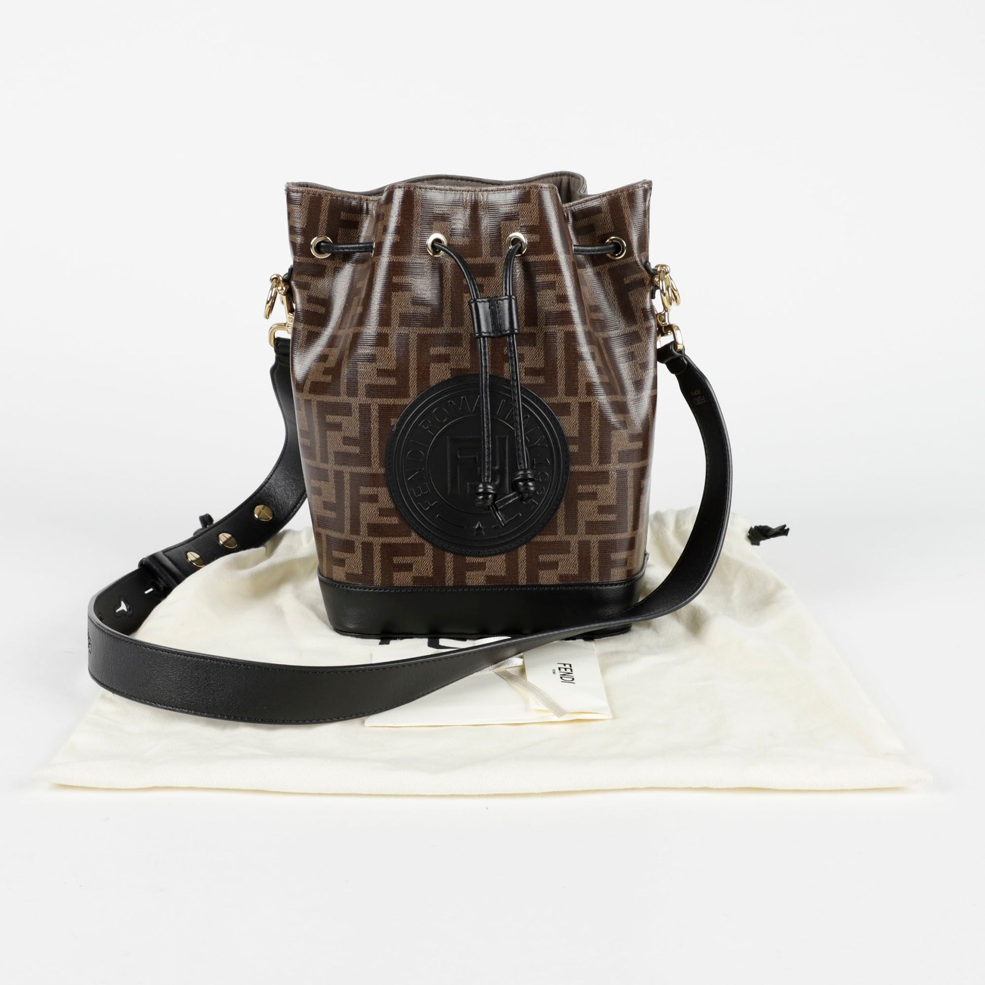 Fendi Montrezzo Small Bucket Shoulder Crossbody Bag 8BT298