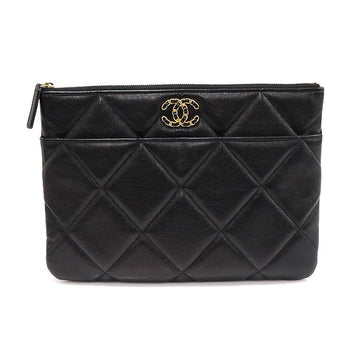CHANEL AP1357 ブラックラムスキン ゴールド CCロゴ 19 ニューミディアム クラッチ（29番台） 136330278