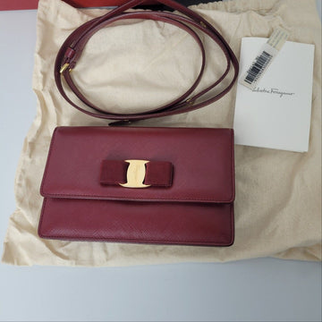 SALVATORE FERRAGAMO C543 ミニ クロス ベルトバッグ 154774686