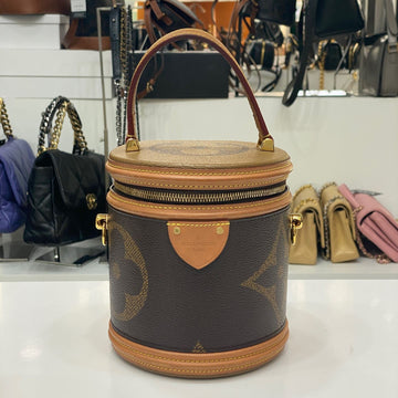 Louis Vuitton Monogram Reverse Canvas Cannes Tote M44603 138288623