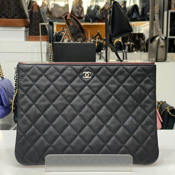 CHANEL Classic Clutch Medium Black Caviar with Gold Interior Chip A82545 138569467