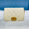 CHANEL Caviar Boy Kartenetui 26-Serie 138624471 [P]