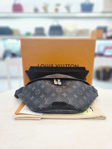 Louis Vuitton Discovery PM Bum Bag Sling Bag Exhibition Grade 24 Year M46035 138771164