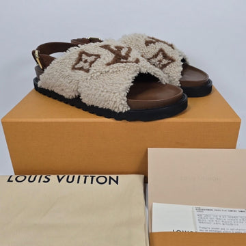LOUIS VUITTON Paseo Flach Komfortsandale 250 114369991