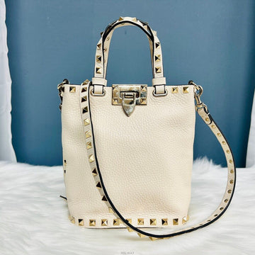 VALENTINO ロックスタッド ミニ ショルダーバッグ XW2P0W31 138921888