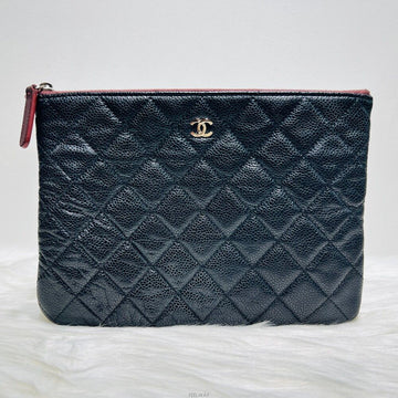 CHANEL キャビア クラシック ブラック ミディアム シルバー クラッチバッグ 19番 139397420