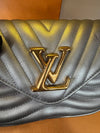 LOUIS VUITTON ニューヴェイブ マルチ ポシェット ショルダー クロスバッグ 139648055 [P]