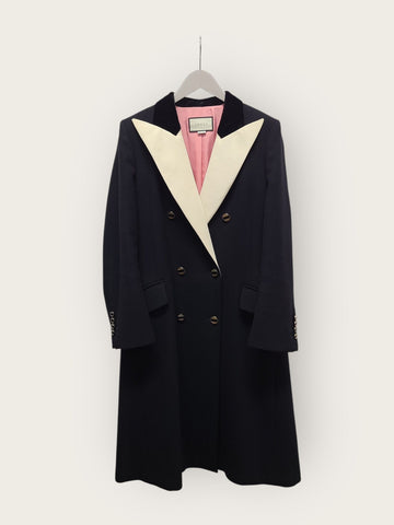 GUCCI サテンラペルブラックランウェイウールダブルコート 42 42505627