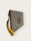 GUCCI GGシュプリーム ネオヴィンテージ ストラップ クラッチバッグ 42531287 [P]