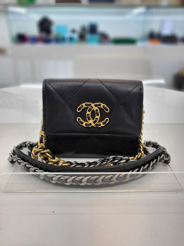 CHANEL 19ラムスキンミニチェーンWOCクロスバック30番台ap2522 139848240