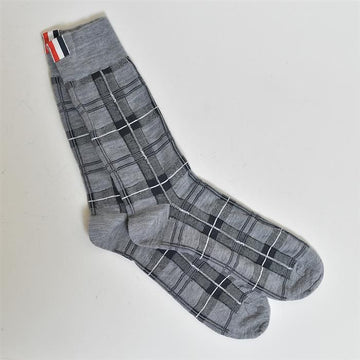 THOM BROWNE 三本線タブ ジャカード メンズ ソックス MAS132A 76777937