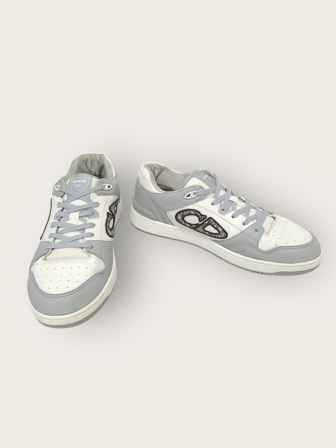 Dior Gray White Oblique B57 Dribble Low Top Sneakers 140336291