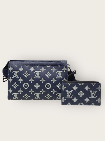 LOUIS VUITTON インクブルー ホワイト モノグラム シャドウ ガストン ウェアラブル ウォレット 140630537