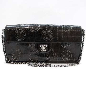 CHANEL ブラック ペイデント カメリア チョコバー バゲット シルバーショルダーバッグ 140682800