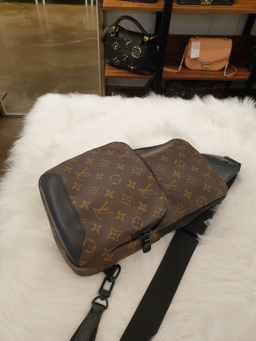 LOUIS VUITTON アベニュー スリングバック モノグラム(M45897) 140764515