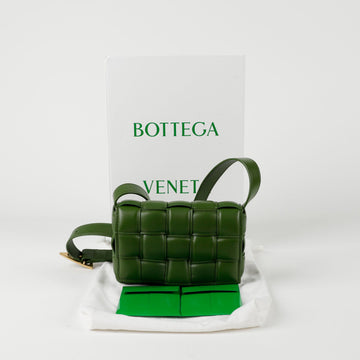 BOTTEGA VENETA 717506 パデッドカセット スモールショルダー クロスバッグ 140965762