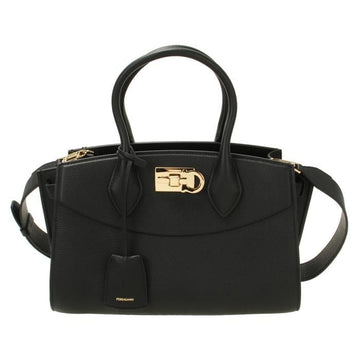 SALVATORE FERRAGAMO ソフトスタジオボックスバッグミディアム 141507850