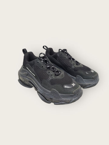 BALENCIAGA Dirty Black Clear Sole Triple S Sneakers 36 42713230