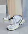 NIKE V2K Runtech Damen Metallic Silber Summit Weiß 52530349 [P]