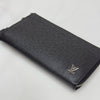 Louis Vuitton Taiga Zipper Dragonne Strap Black Long Wallet M69409 142123894 [P]