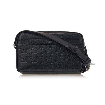 CELINE Medium Messenger Bag 117003FS3 38SI FW25 142311738