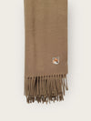 MAISON KITSUNE チノベージュ ヘッドフォックス ウール マフラー 142972487 [P]