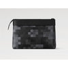 Louis Vuitton Pochette Voyage Souple Black Damoflage Pattern M14926 143001310 [P]