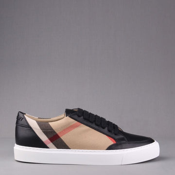 BURBERRY ニューロモンデ スニーカー 8057508 49850309