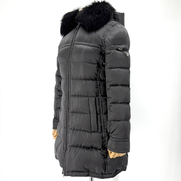 PRADA トライアングルロゴ リナイロン バンディング フェザー ロングダウン 110318-674 144228181