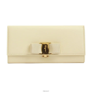 SALVATORE FERRAGAMO Beige Leder Geldbörse mit goldener Vara 144328116