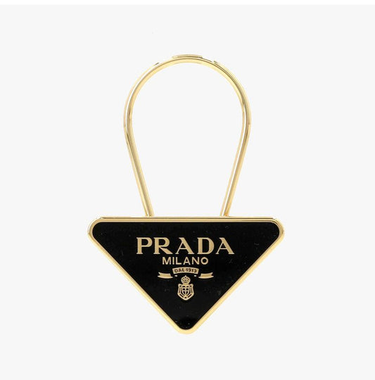 PRADA トライアングルロゴキーホルダー 1PS063 66A P019F 144698525
