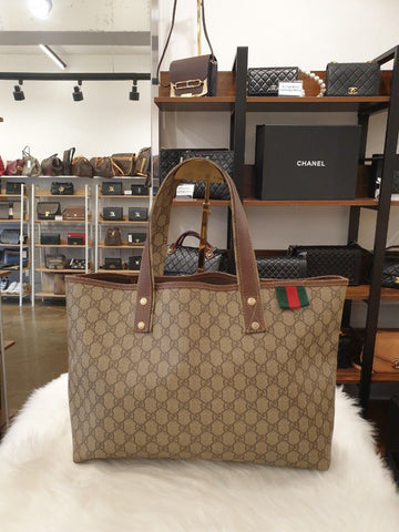 Gucci GG Supreme Tote Bag B+ 145223259
