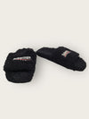 BALENCIAGA Schwarze flauschige Wave-Logo Shearling Slide Sandalen 41 145240255 [P]