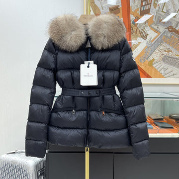 MONCLER BOED Daunenjacke mit Fuchsfell Schwarz I20931A00118 145433373