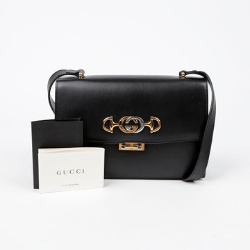 GUCCI Jumi kleine Schulter-Crossbody-Tasche 576388 145253449