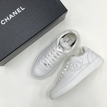 CHANEL CC Logo Chafos Women Sneakers White G45079 145519571