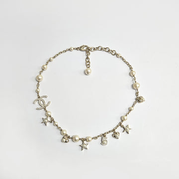 CHANEL CC Logo 5-Star Herz Perlenkette 145608264